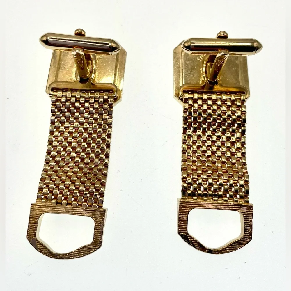 Vintage Cufflinks Wraparound Chain Mesh Monogram R Letter Gold Tone Signed 70s